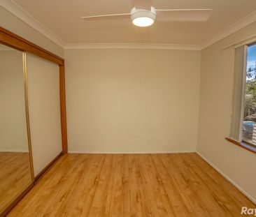 Charming 2-Bedroom Village Sanctuary - Steps from Shops & Beaches! - Photo 5