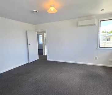 Tidy 3 Bedroom home in Whakatane CBD - Photo 1