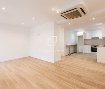 Excellent 2 Bedroom apartment for rent in Nueva España, Madrid - Photo 1