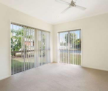 Large corner block! - Photo 3