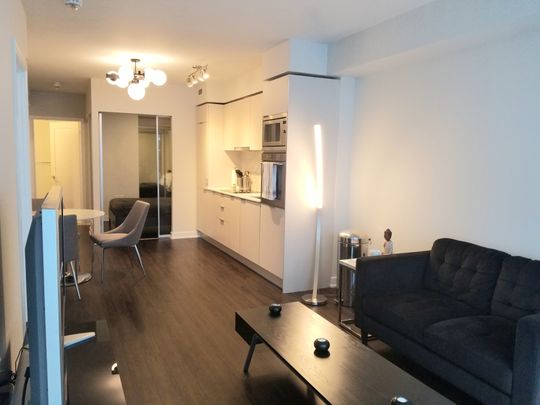 For Lease - 27 Bathurst Street Unit# 415W, Toronto, Ontario - Photo 1