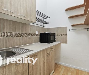 Pronájem bytu 1+kk 32 m² - Fotografie 3