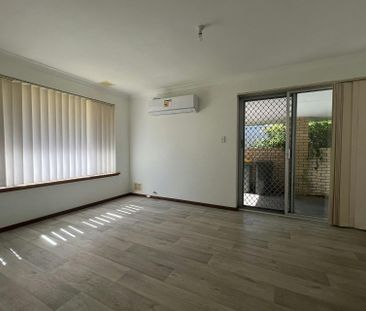 Large Family Home with Park Views - Photo 3