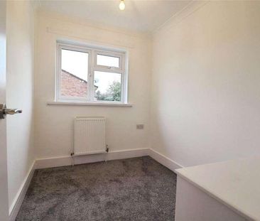 Oak Meadow Drive, St Mellons, Cardiff, CF3 - Photo 5