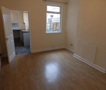 2 bedroom house to rent - Photo 3