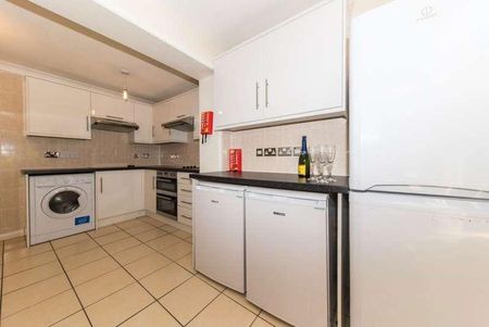 Shipman Avenue, Canterbury, CT2 - Photo 3