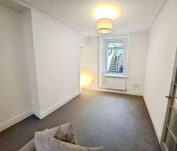 Symmons Street, Swansea, SA1 - Photo 2