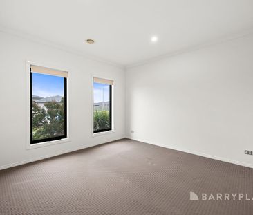 Enjoy Low-Maintenance Living! - Photo 5