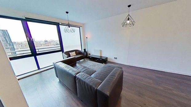 3 bedroom flat to rent - Photo 1