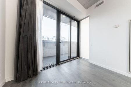 383 Sorauren Lofts , #315 - Photo 4