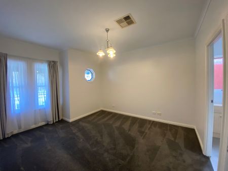 Updated 3 Bedroom Home - Photo 4