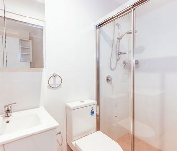 Spacious Granny Flat - Photo 5