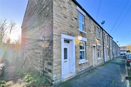 2 Bedroom End Terrace To Let - Photo 5