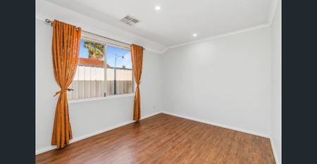 Generous 4 x 2 family home in great location! - Photo 4