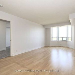 Yonge and Sheppard Luxury 2 Split Bdrm Layout Close To Subway - Photo 2