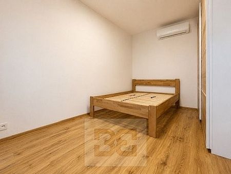 Pronájem bytu 1+kk 30 m² - Photo 3
