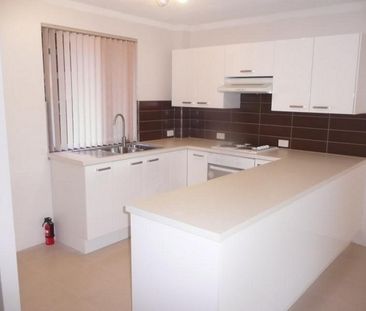 RENOVATED DELIGHT WITH AIR CON, DRYER & PRIVATE COURTYARD - Photo 2
