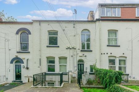 1 bedroom flat to rent - Photo 4