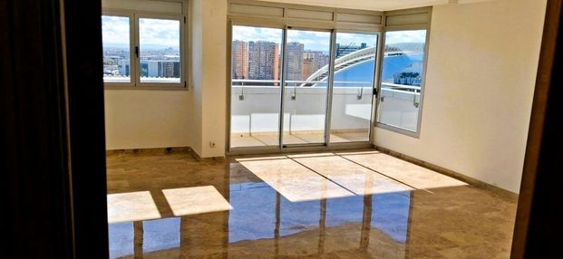 4 room luxury Apartment for rent in Valencia, Spain - Photo 1