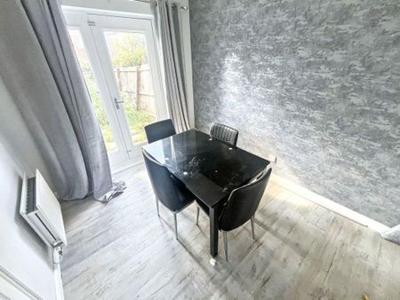 3 bed semi-detached house to rent in TS20 - Photo 3