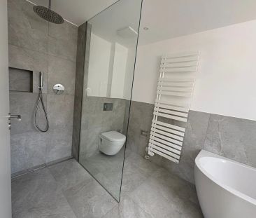 Luxuriöse 3-Zimmer-Wohnung in einmaliger Aussichtslage! - Photo 6