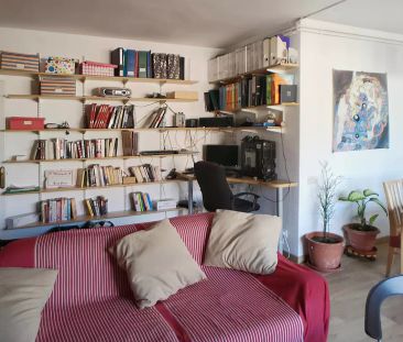 Single Bed in Rooms to rent in 4-bedroom apartment near several sch... - Photo 1