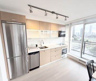 Bright One Bedroom and Den in Surrey Central Conveniently Located b... - Photo 4