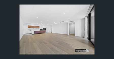 SPACIOUS HOME IN OUTSTANDING LOCATION - A MUST INSPECT! - Photo 2