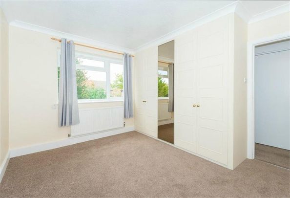 2 bedroom maisonette to rent - Photo 1