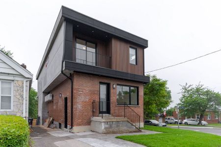 For Lease - 63 Lonborough Avenue, Toronto, Ontario - Photo 3