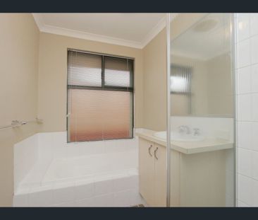 1/1 Peaceful Bay Prominade, Secret Harbour, WA 6173 - Photo 3