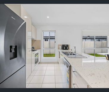 Modern Family Home in North Rothbury - Photo 6