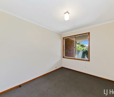 13 Leisler Place, Palmerston ACT, Belconnen - Photo 6