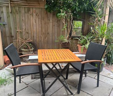 3/4 MacGowan Ave, Glen Huntly VIC 3163 - Apartment For Rent | Domain - Photo 5