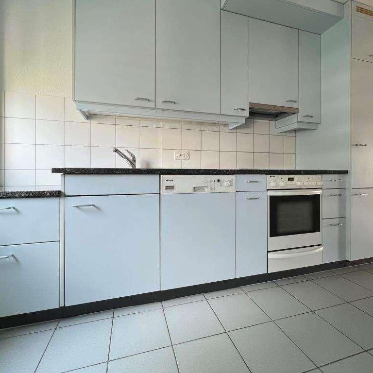 Geräumige Wohnung an zentraler Lage! - Photo 1