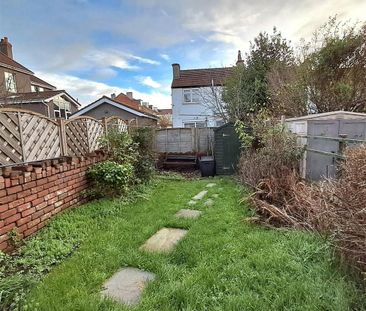 3 bedroom terraced house to rent - Photo 3