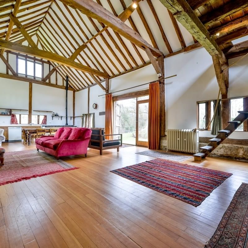 4 bedroom barn to rent - Photo 1