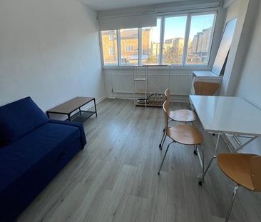 2 Bed Maisonette, Lister House, E1 - Photo 1