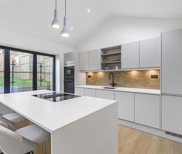 3 bedroom bungalow to rent - Photo 1