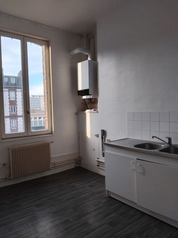 Location Appartement 4 pièces 95m² ROUEN 76100 - Photo 3