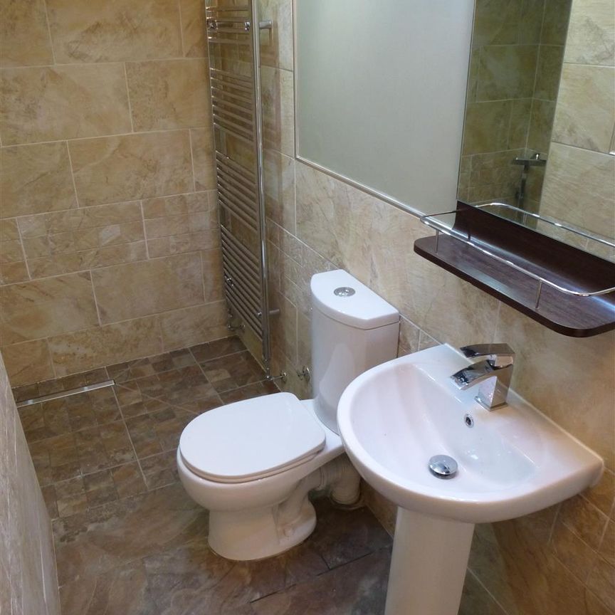 Bromsgrove Road, Stourbridge, Clent - Photo 1