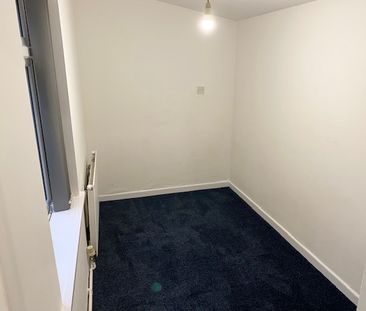 Connaught Road, Roath - Photo 3