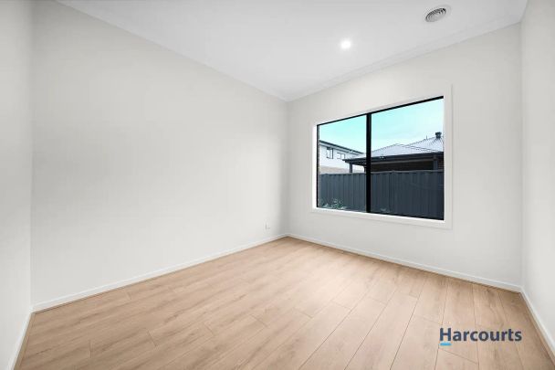 “Beautiful family Home In MT Atkinson” - Photo 1