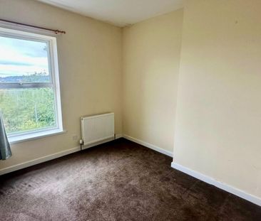 2 bedroom House To Let Total Size: 679 SQ FT - Photo 3