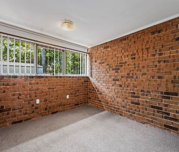 The surprise is on the inside! - Photo 3