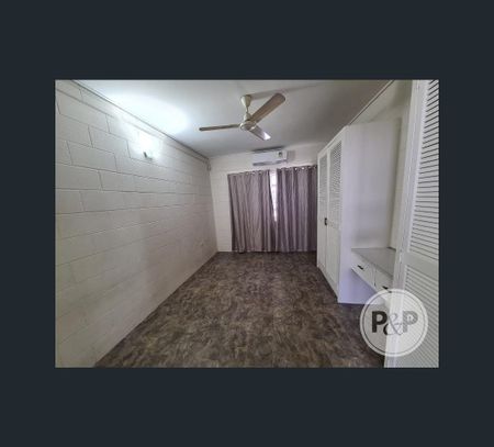 5/179 Bundock Street, West End, Qld 4810 - Photo 3