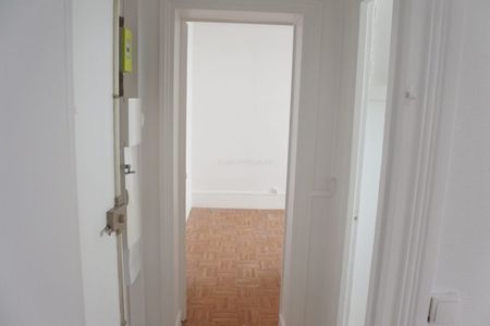 Location - appartement - 27.4 m² - 2 Pièces - Photo 2