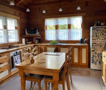 Country Living - Photo 3
