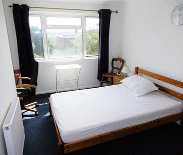 Culpepper Close, Canterbury, CT2 - Photo 4