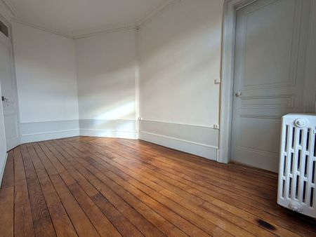 Place Granvelle, appartement 151 m² - Photo 2